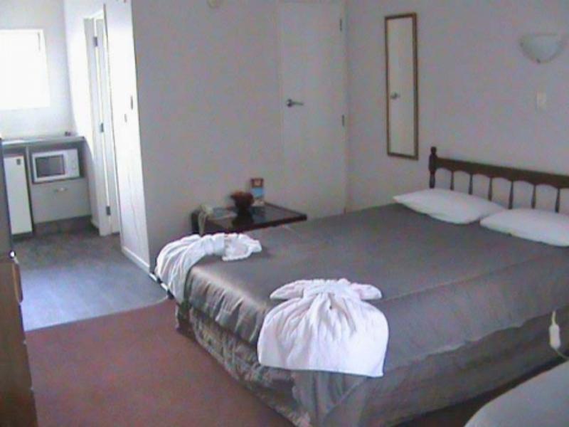 Burgundy Rose Motel Whangarei Exterior foto
